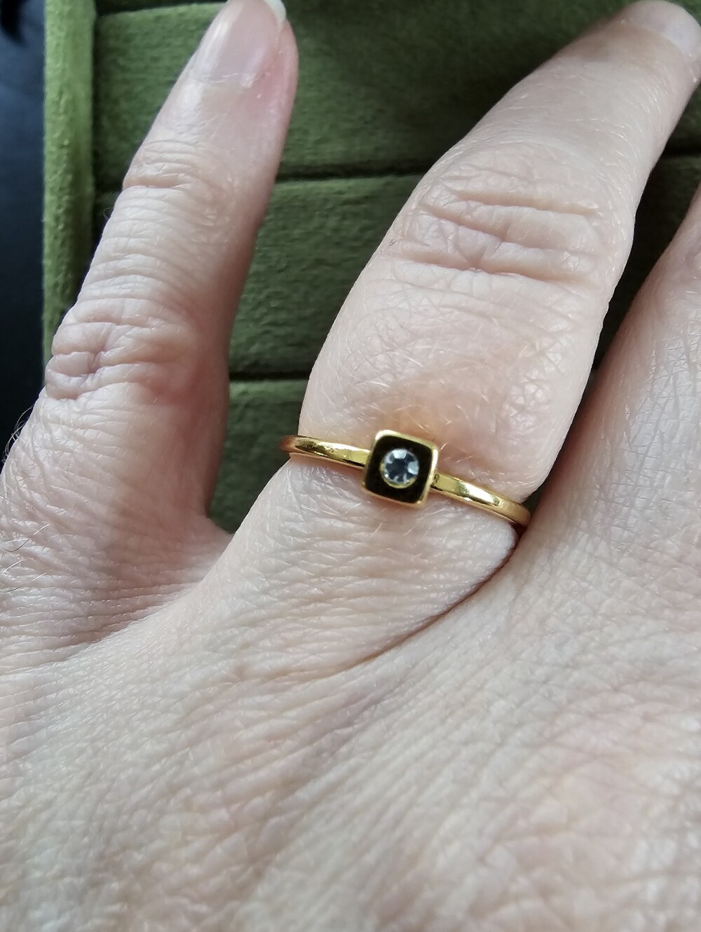 Vintage Avon Ring Size 5 - Picture 2 of 5